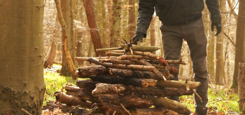 Log Cabin Fire Build